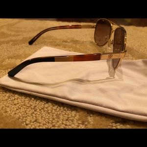 tory burch classic stripe aviator sunglasses